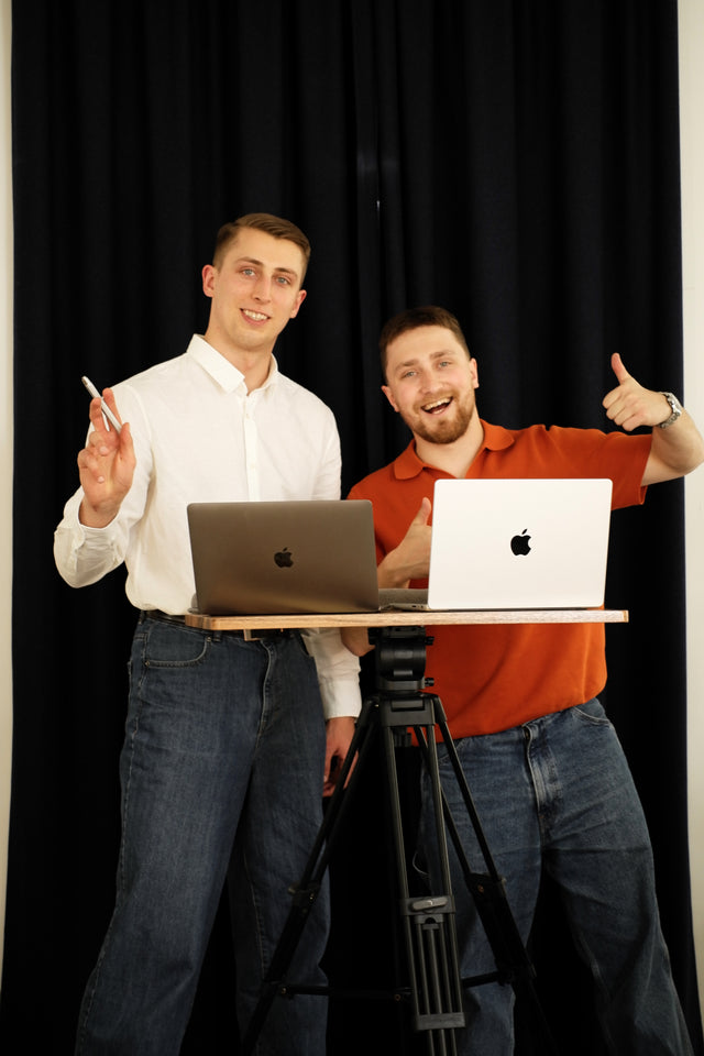 x‑Pod Pro™ Portable Walnut Standing Desk